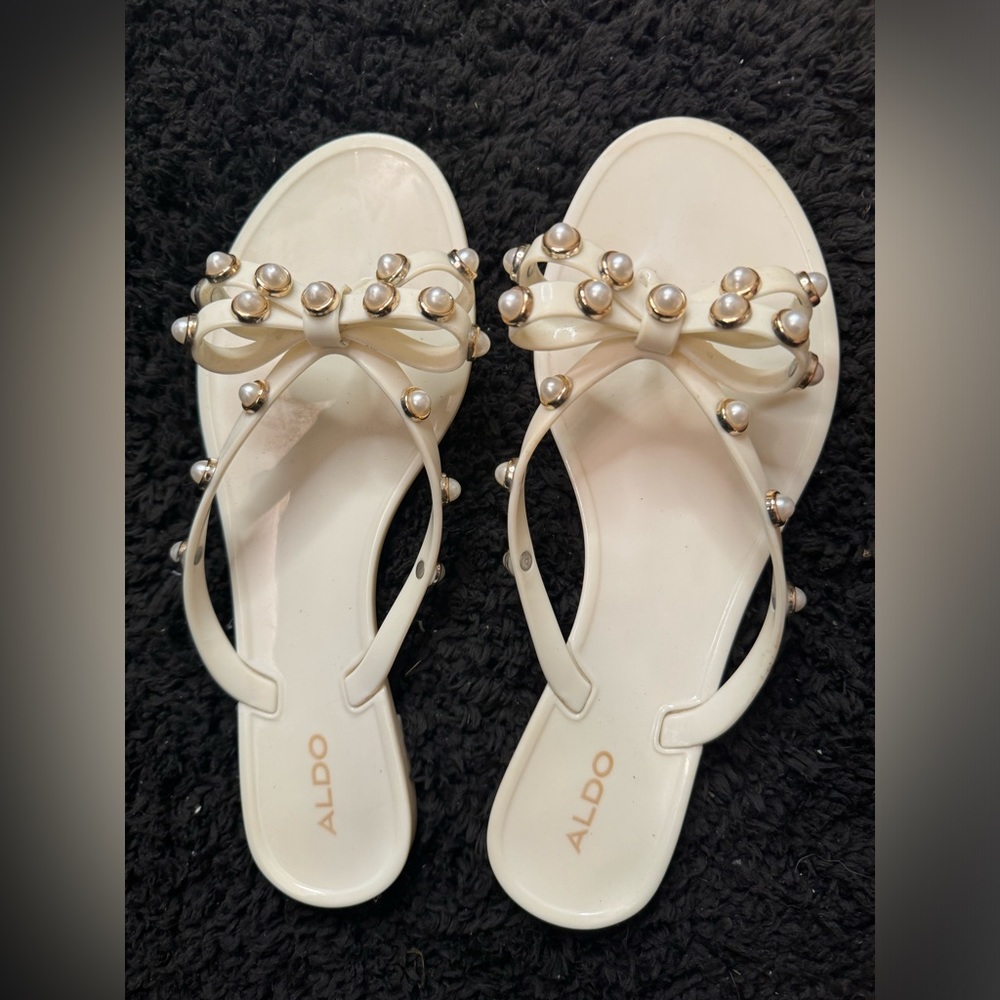 ALDO FLIP FLOPS